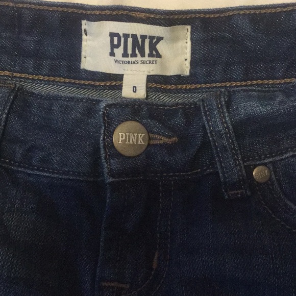 Victoria’s Secret Pink Distressed Raw Cuffed Hem Jean Shorts - Picture 4 of 8